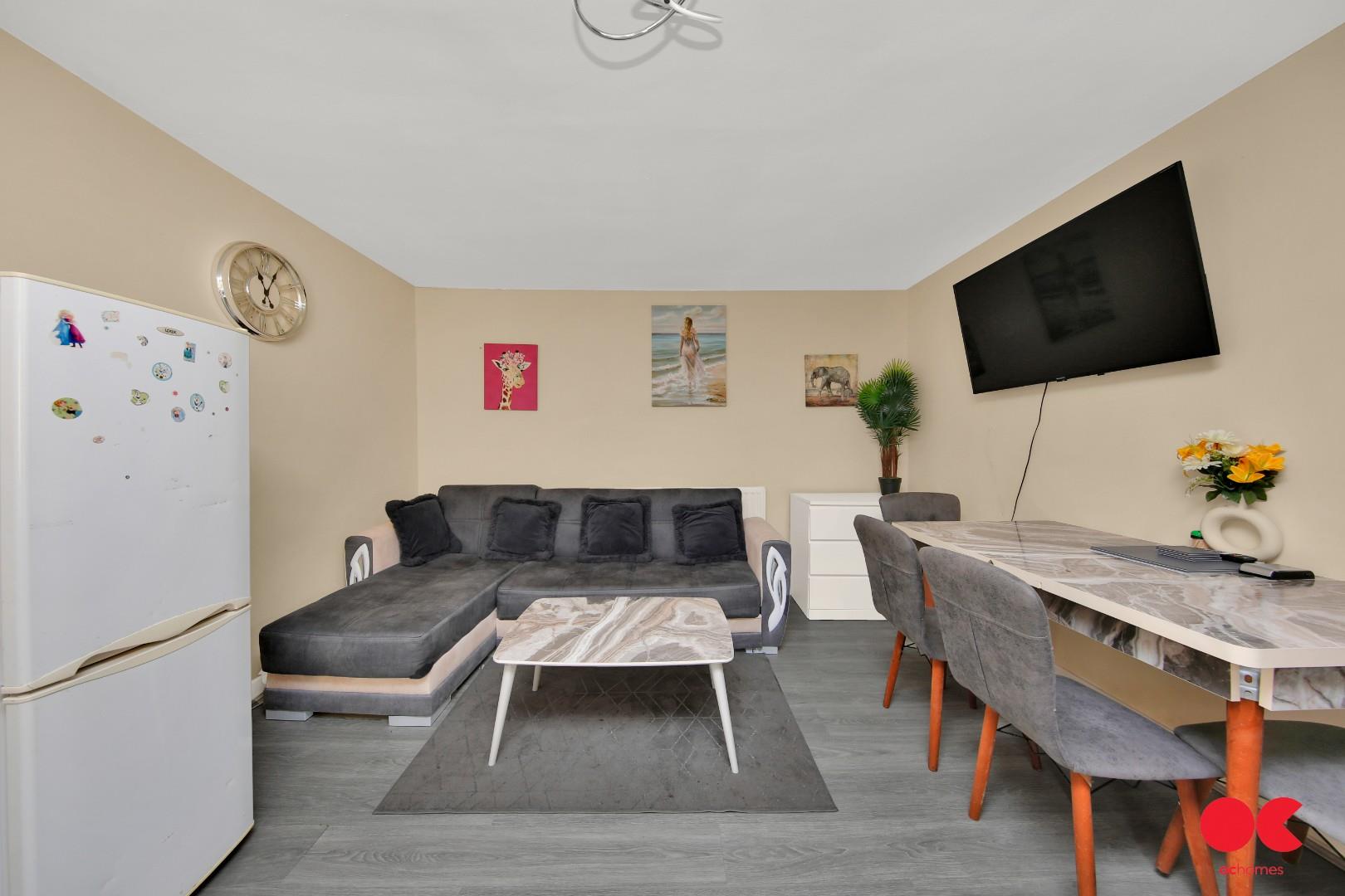 2 bed flat to rent in North Birkbeck Road, Leytonstone