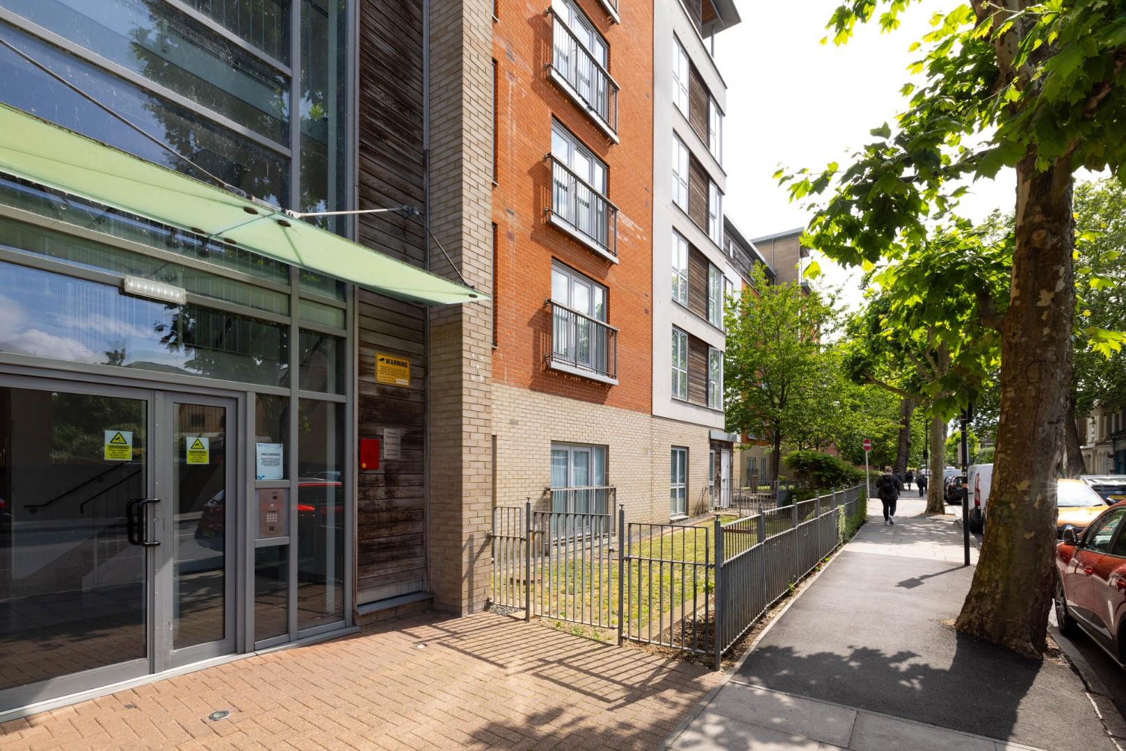 1 bed flat to rent in Tredegar Road, London  - Property Image 23