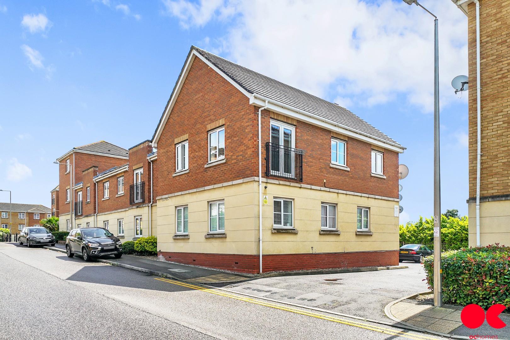 2 bed flat to rent in Coniston Avenue, Purfleet-On-Thames  - Property Image 12