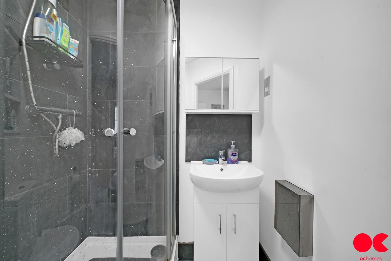 2 bed flat to rent in Coniston Avenue, Purfleet-On-Thames  - Property Image 16