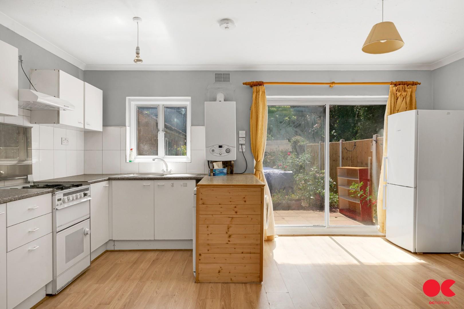 1 bed flat to rent in Valentines Road, Ilford  - Property Image 10