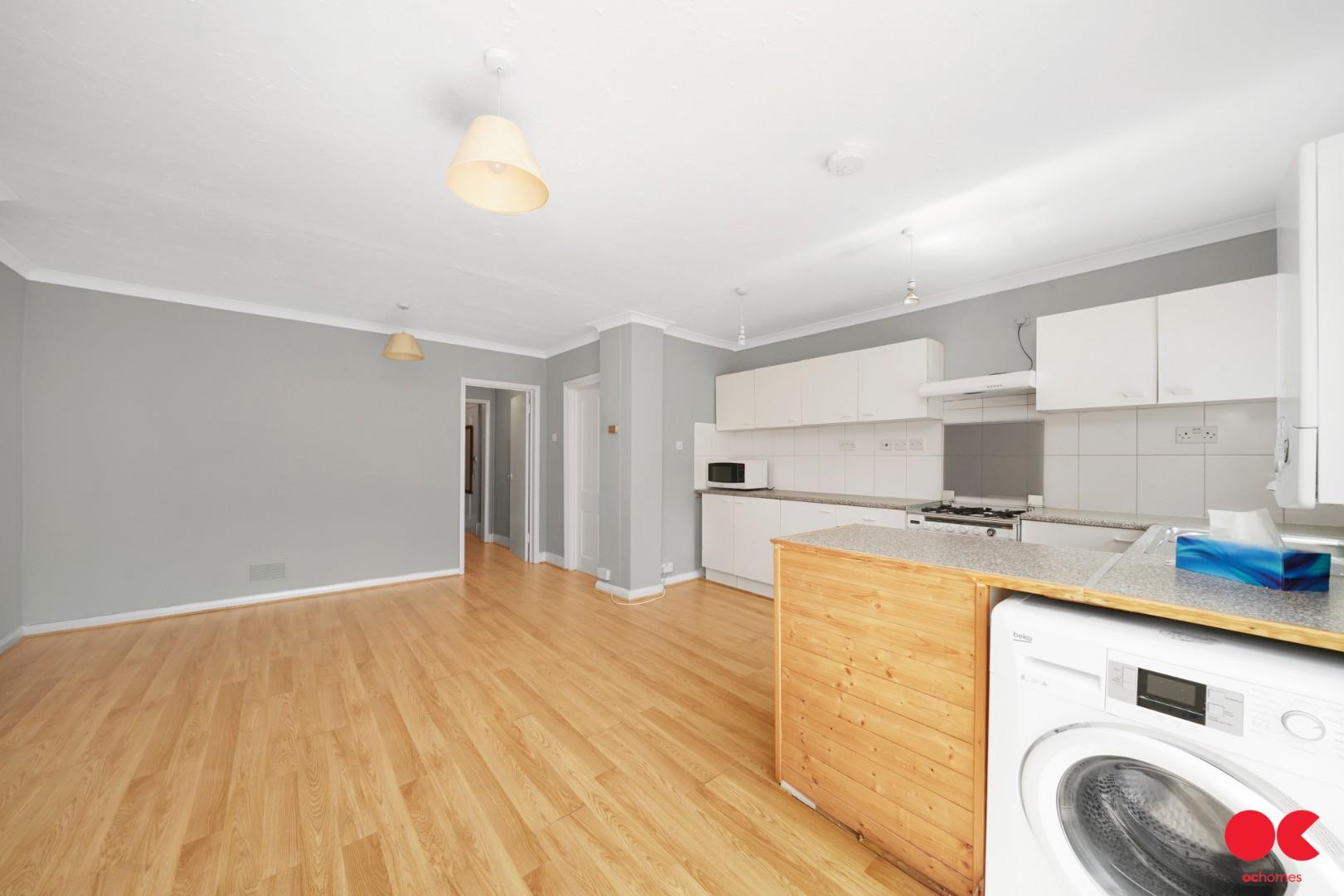 1 bed flat to rent in Valentines Road, Ilford  - Property Image 8