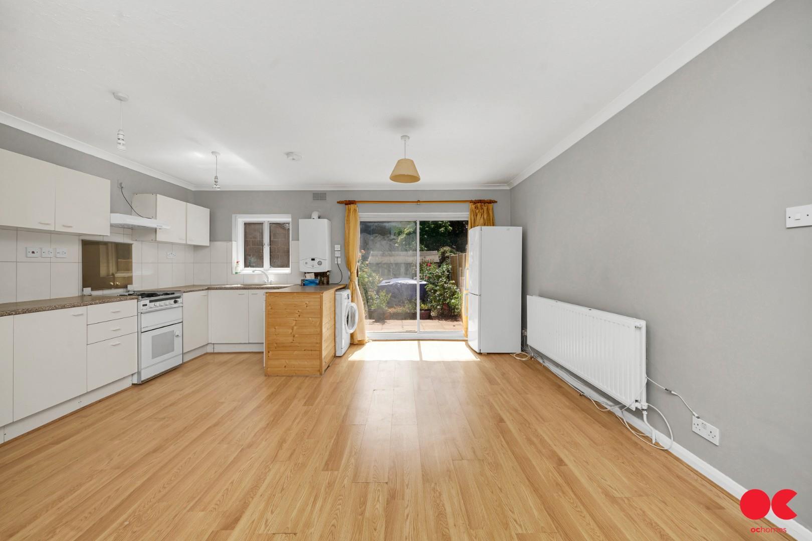 1 bed flat to rent in Valentines Road, Ilford  - Property Image 7
