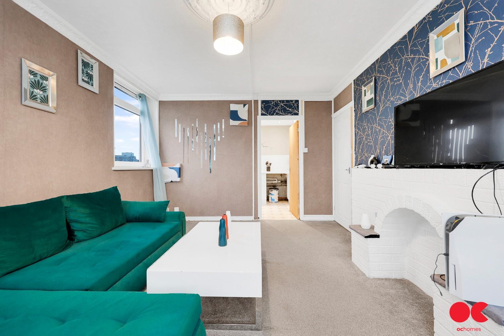 2 bed flat to rent in Giraud Street, Poplar  - Property Image 11