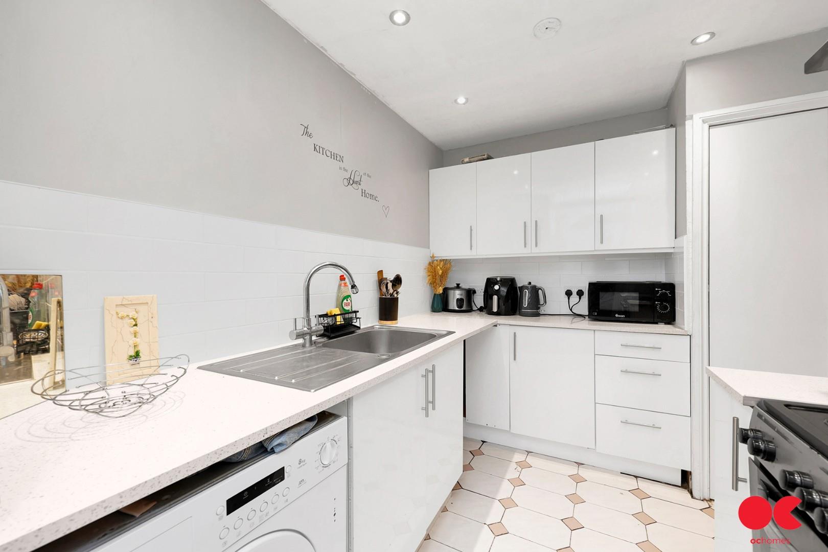 2 bed flat to rent in Giraud Street, Poplar  - Property Image 17