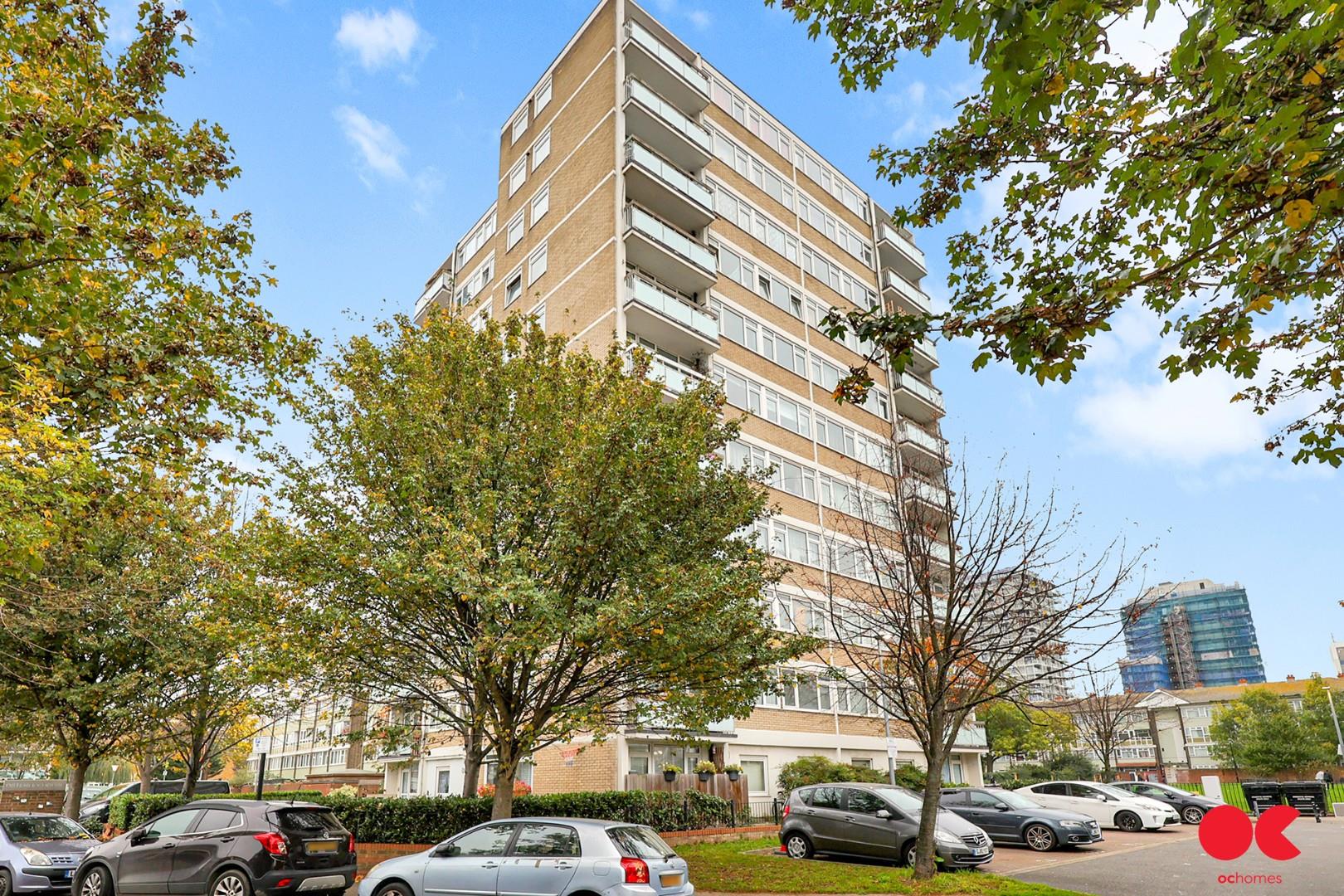 2 bed flat to rent in Giraud Street, Poplar  - Property Image 2