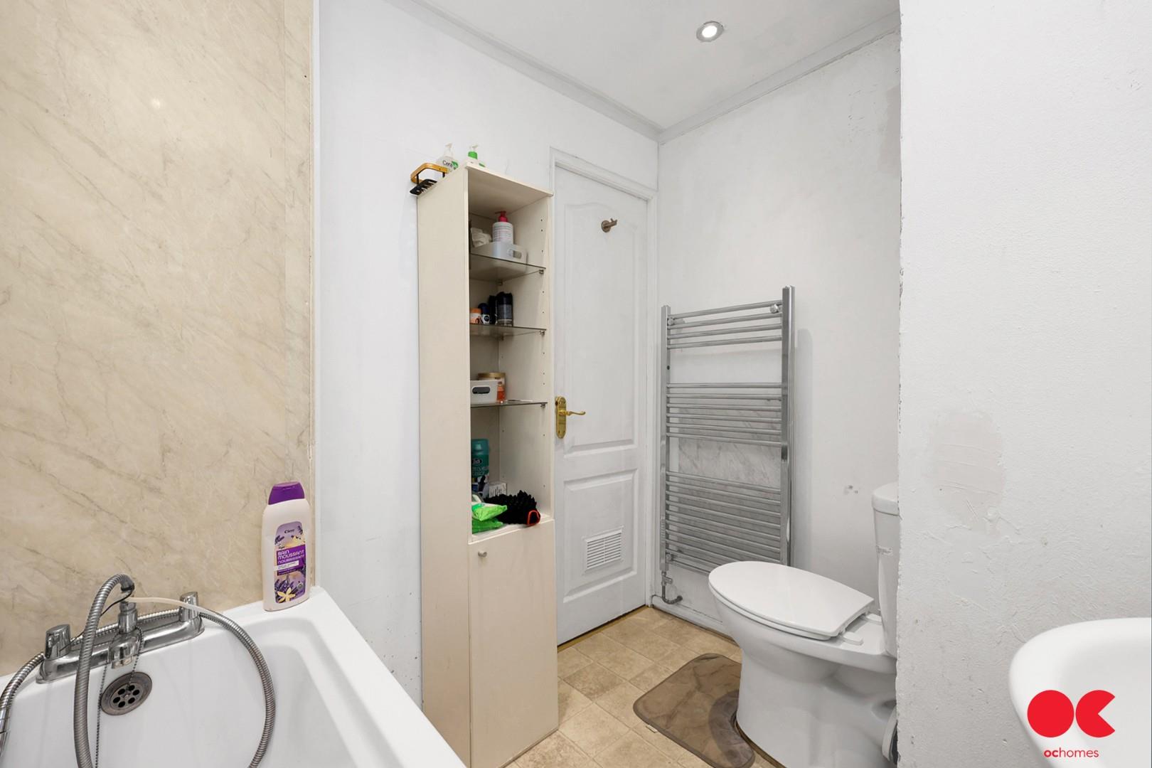 2 bed flat to rent in Giraud Street, Poplar  - Property Image 23