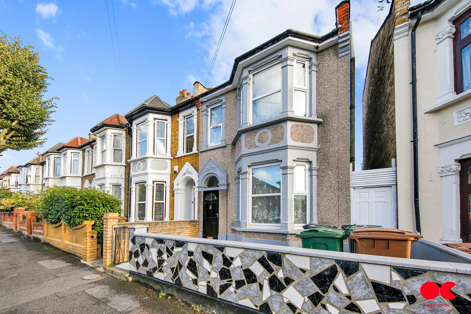 3 bed end of terrace house for sale in Chesterfield Road, Leyton  - Property Image 9