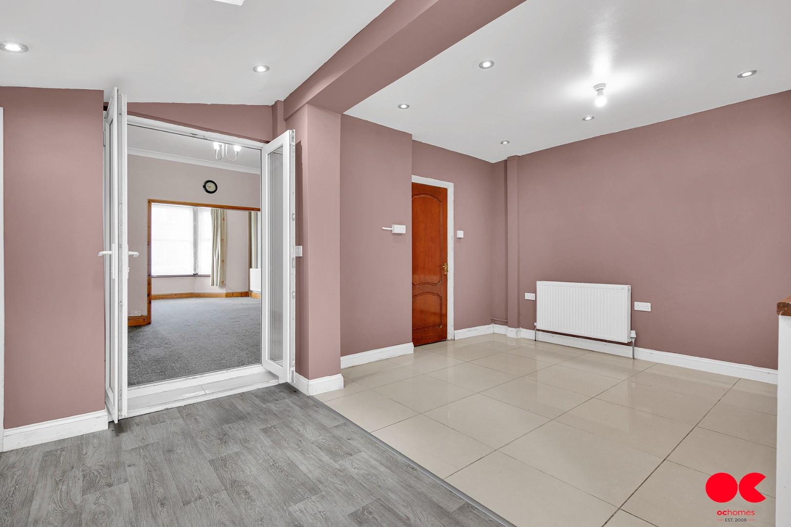 3 bed end of terrace house for sale in Chesterfield Road, Leyton  - Property Image 15