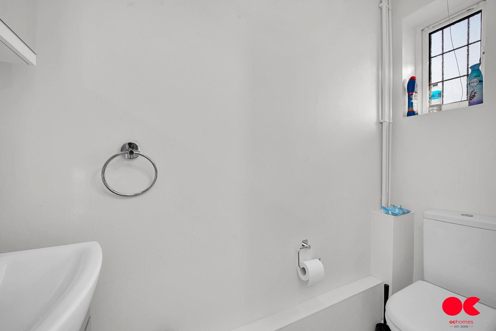 3 bed end of terrace house for sale in Fryerns Terrace, Basildon  - Property Image 10