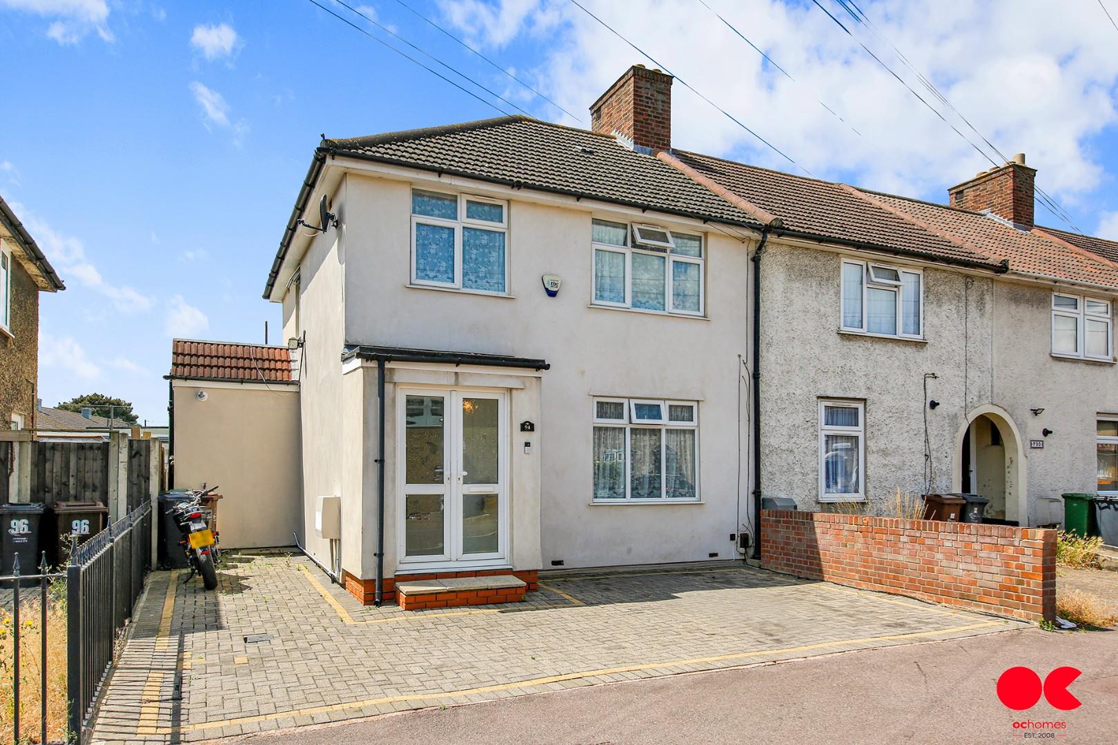 3 bed end of terrace house for sale in Amesbury Road, Dagenham  - Property Image 10