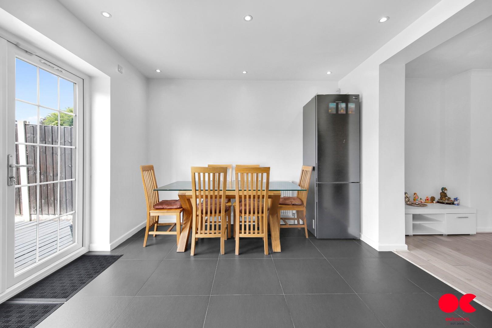 3 bed end of terrace house for sale in Amesbury Road, Dagenham  - Property Image 15