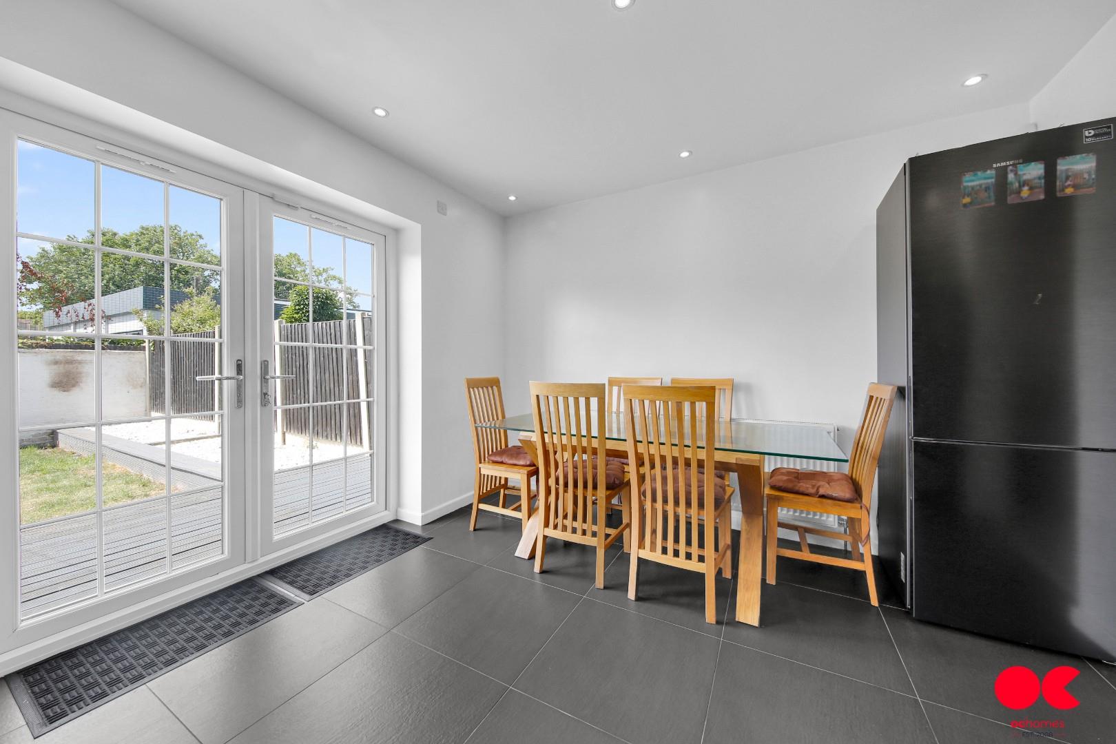 3 bed end of terrace house for sale in Amesbury Road, Dagenham  - Property Image 6