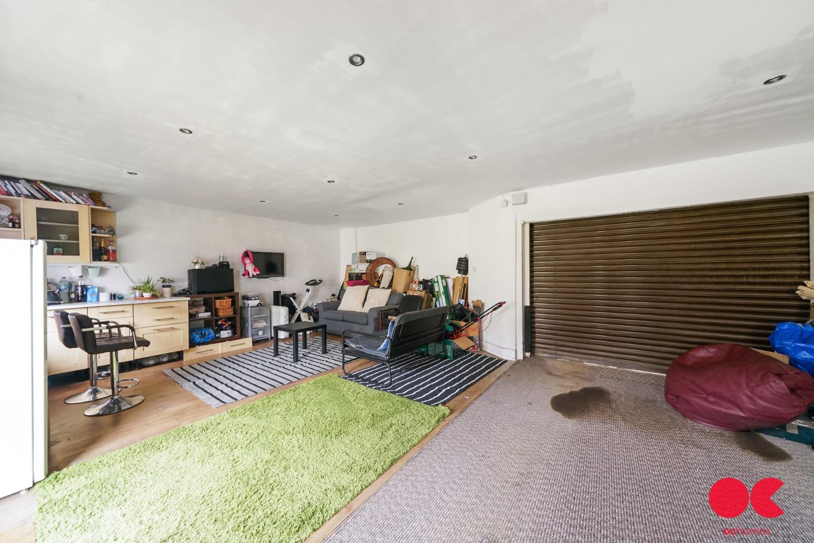 4 bed terraced house for sale in Widecombe Gardens, Redbridge  - Property Image 27