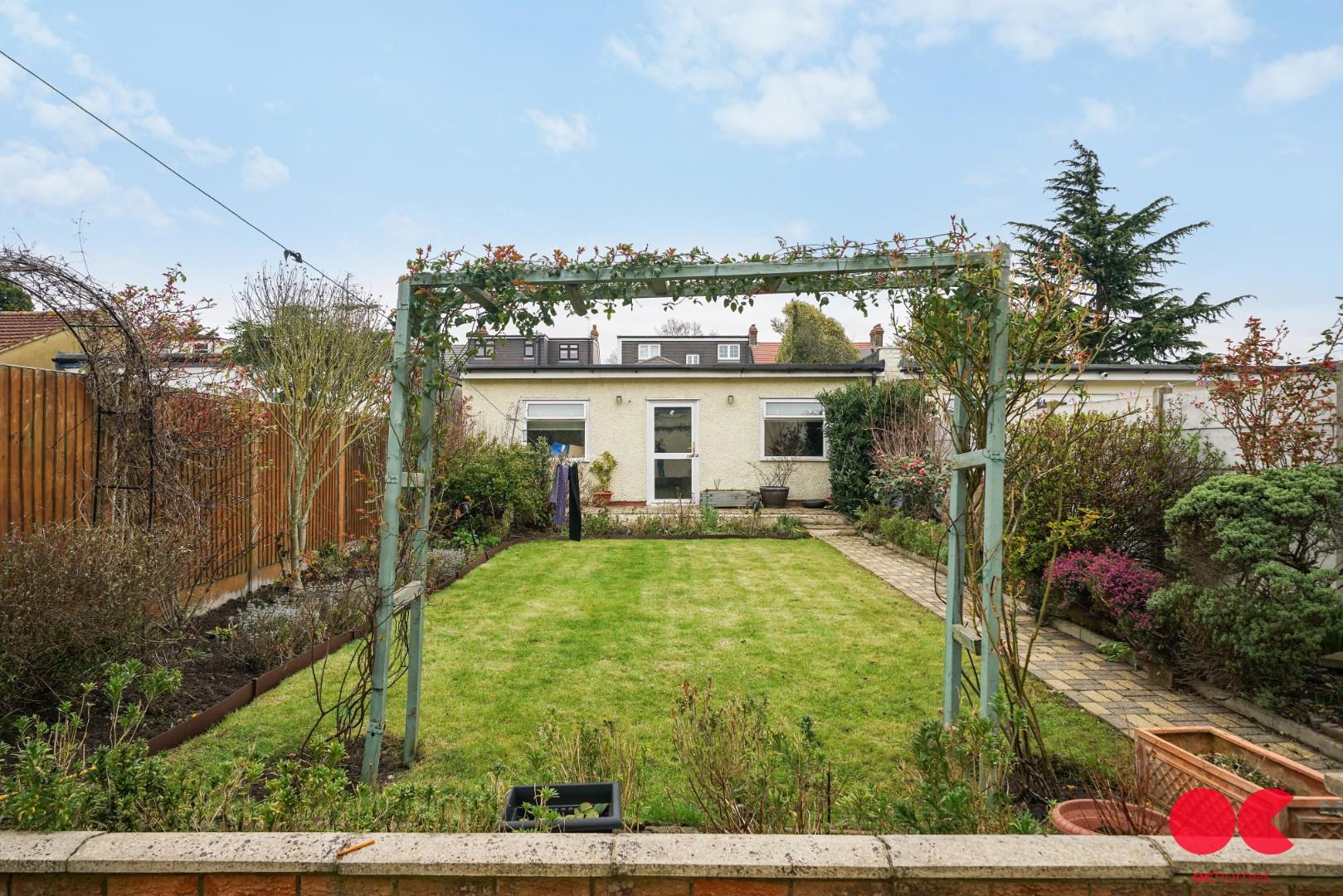 4 bed terraced house for sale in Widecombe Gardens, Redbridge  - Property Image 29
