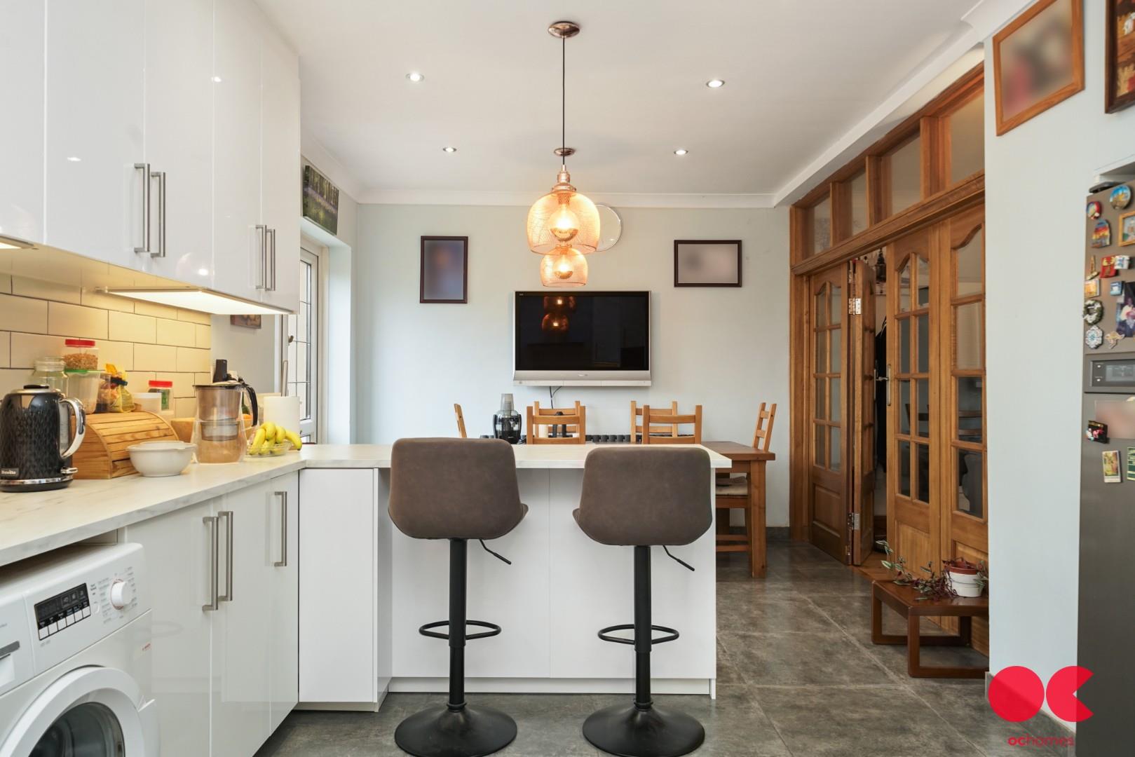 4 bed terraced house for sale in Widecombe Gardens, Redbridge  - Property Image 11