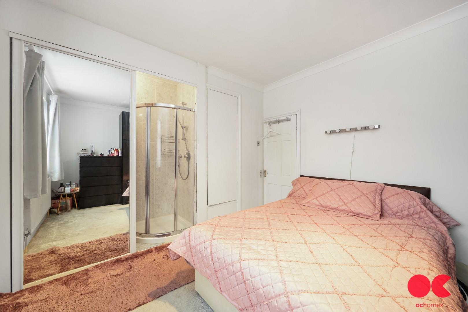 4 bed terraced house for sale in Widecombe Gardens, Redbridge  - Property Image 26