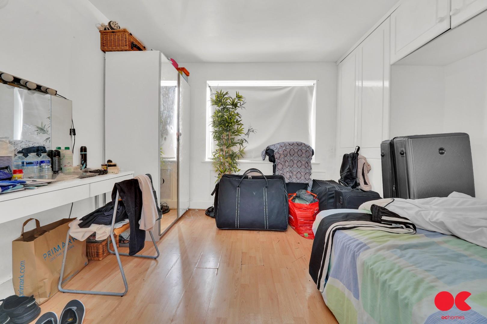 4 bed terraced house for sale in Mendip Road, Hornchurch  - Property Image 19