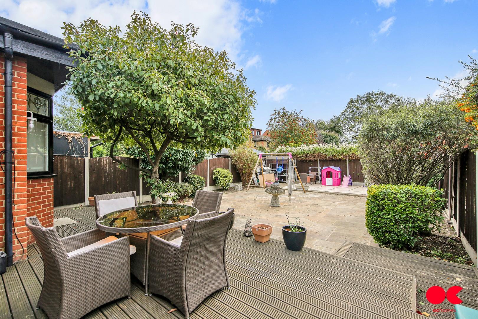 3 bed semi-detached bungalow for sale in Stafford Avenue, Hornchurch  - Property Image 5