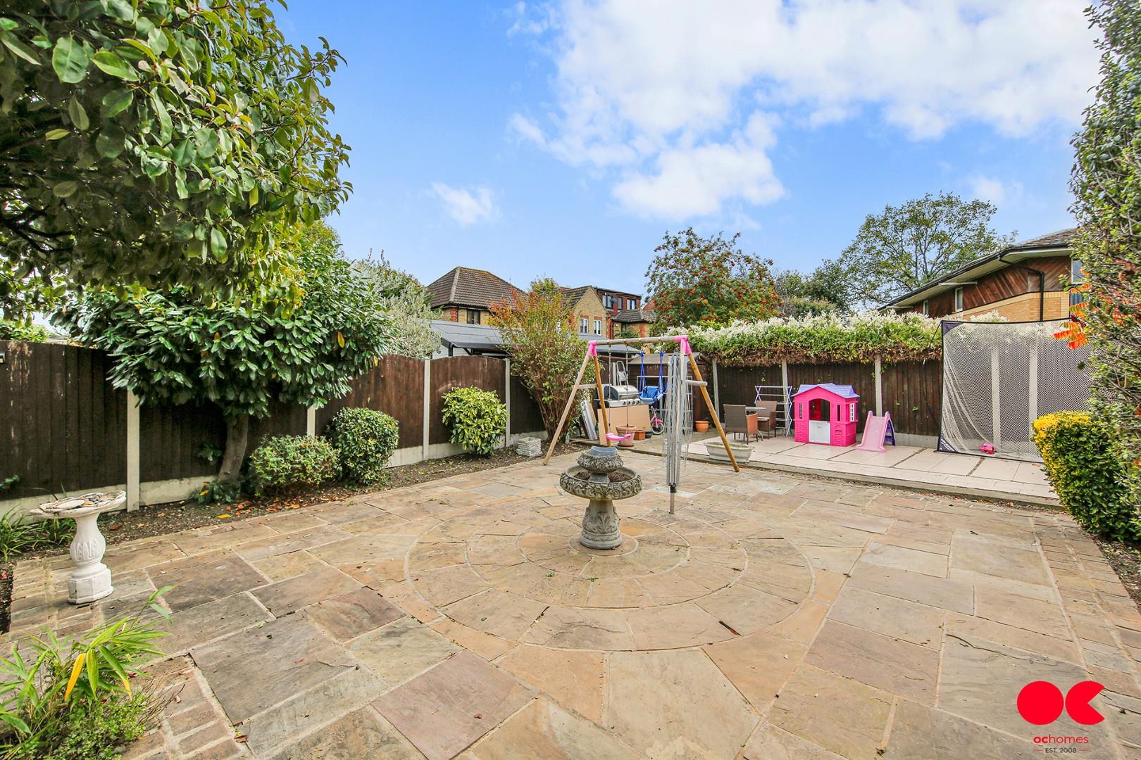 3 bed semi-detached bungalow for sale in Stafford Avenue, Hornchurch  - Property Image 32