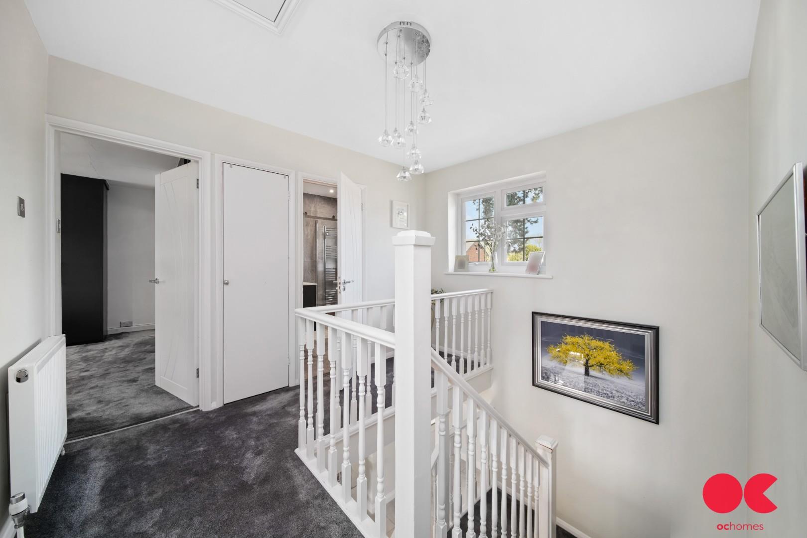 5 bed detached house for sale in Herbert Road, Emerson Park  - Property Image 18