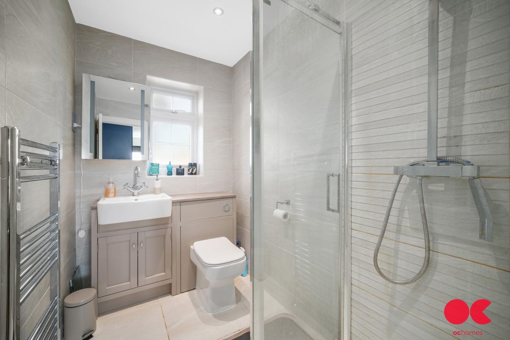 5 bed detached house for sale in Herbert Road, Emerson Park  - Property Image 20