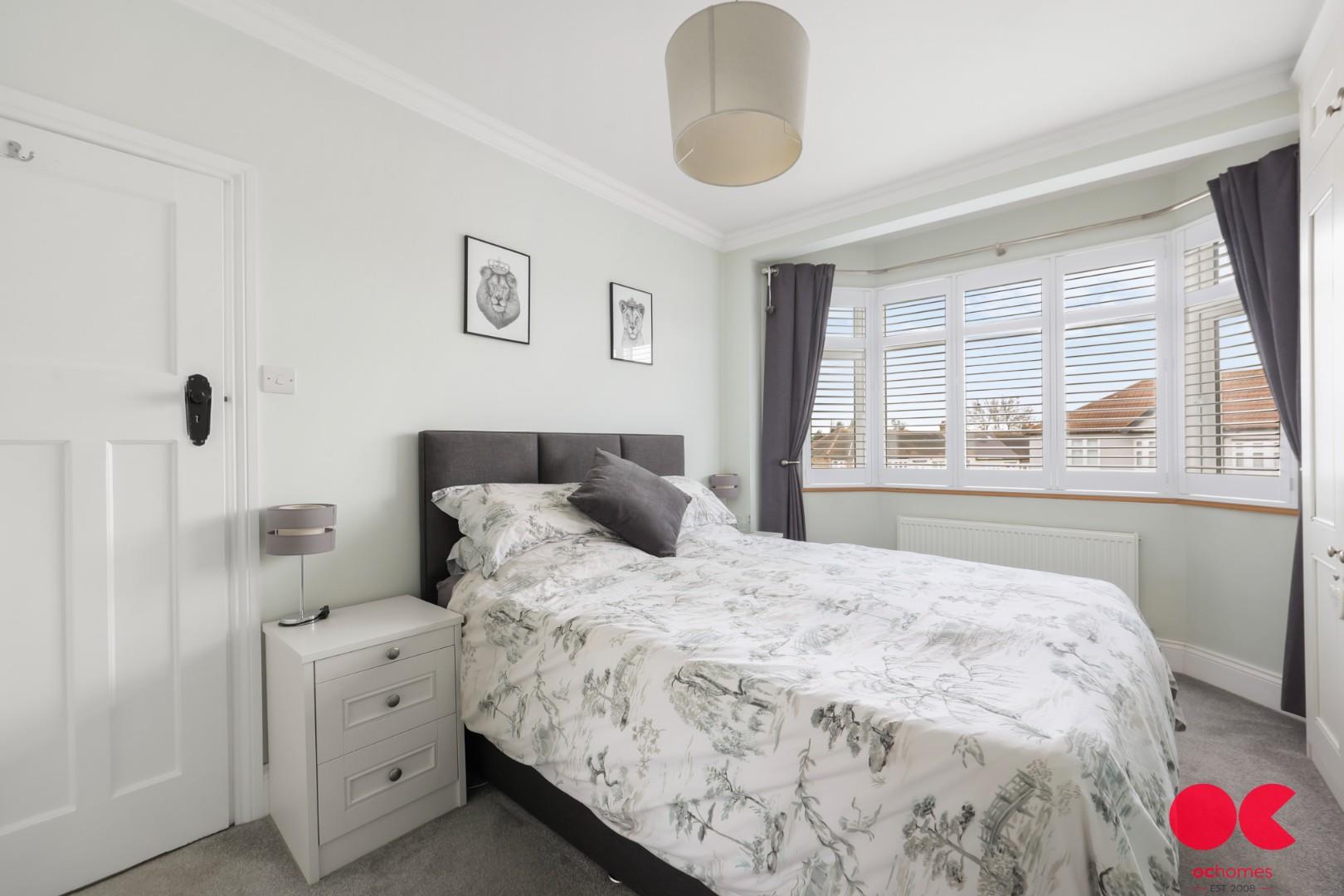 3 bed end of terrace house for sale in Carlton Road, Gidea Park  - Property Image 28