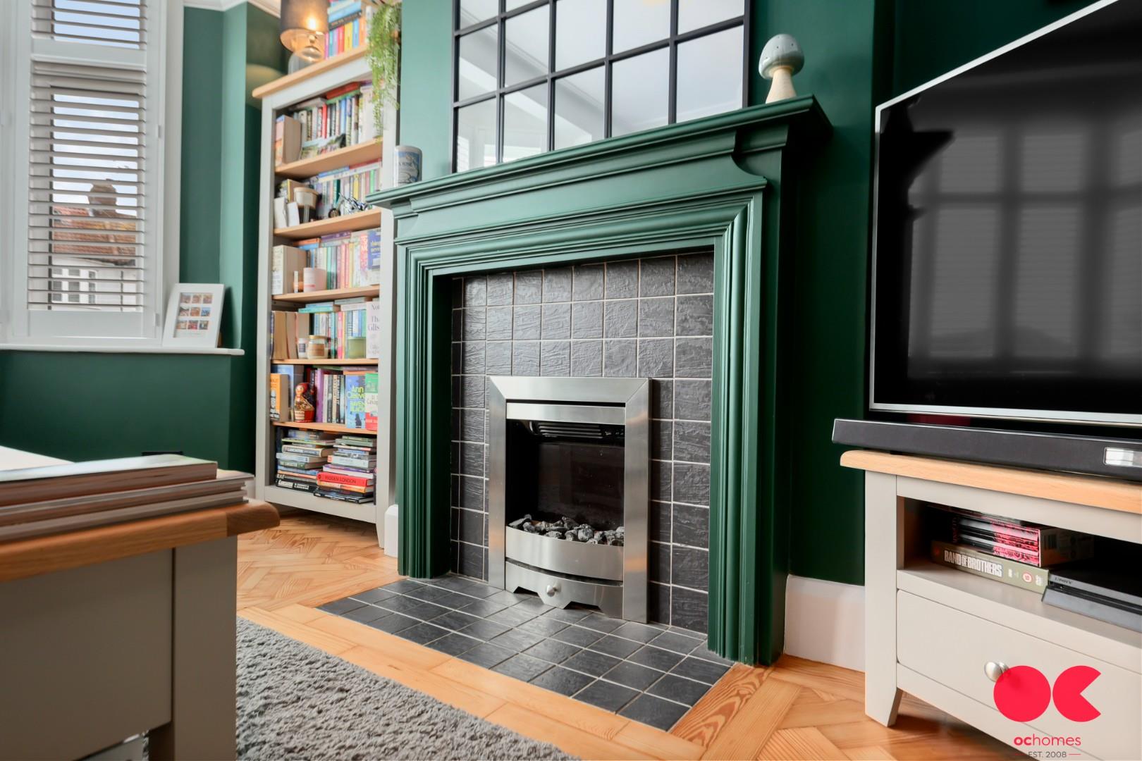 3 bed end of terrace house for sale in Carlton Road, Gidea Park  - Property Image 15