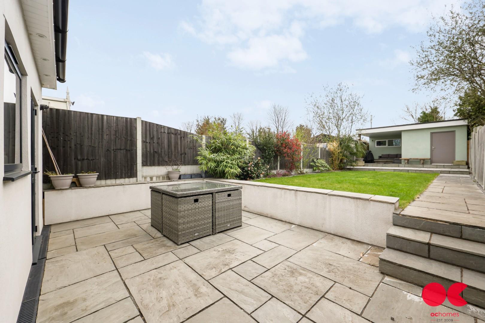 3 bed end of terrace house for sale in Carlton Road, Gidea Park  - Property Image 43