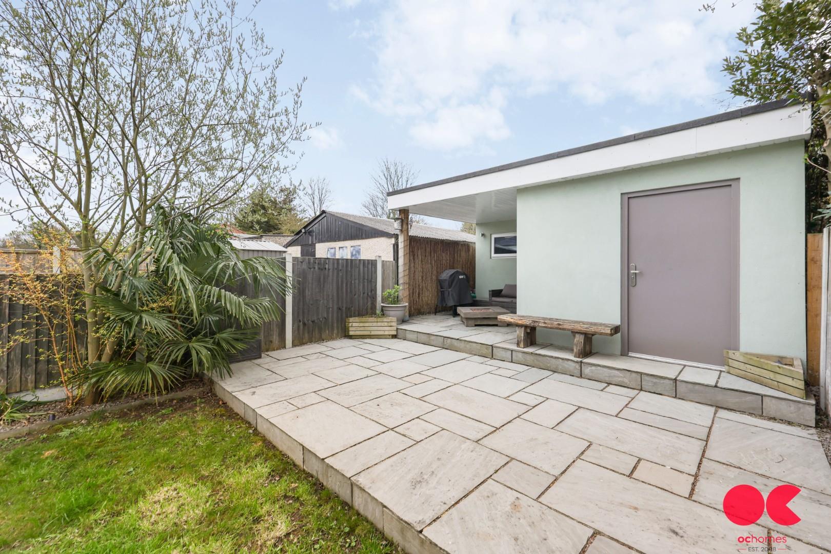 3 bed end of terrace house for sale in Carlton Road, Gidea Park  - Property Image 37