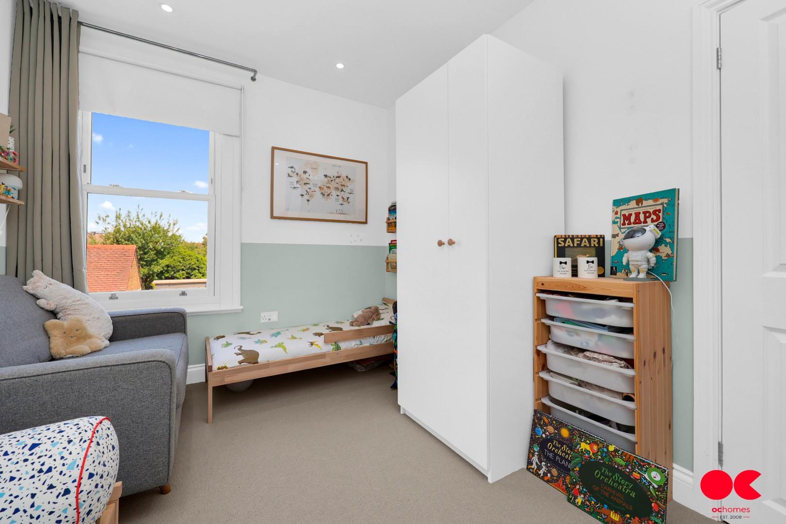 3 bed end of terrace house for sale in Brentwood Road, Gidea Park  - Property Image 10