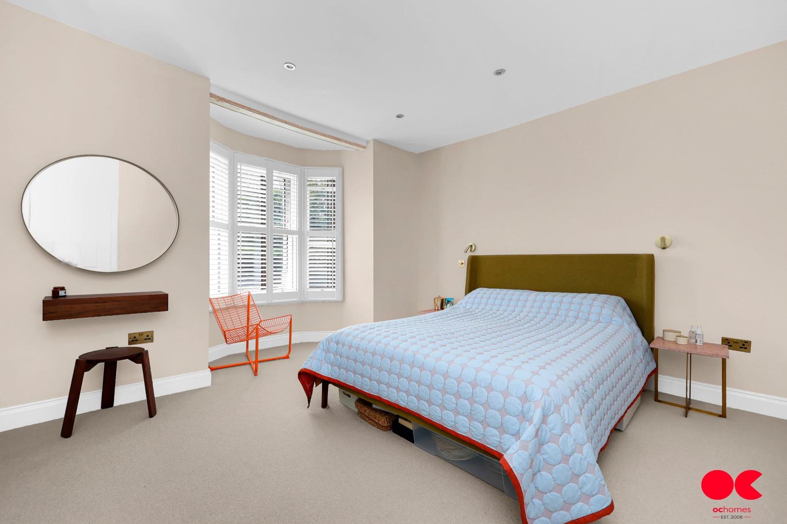 3 bed end of terrace house for sale in Brentwood Road, Gidea Park  - Property Image 9