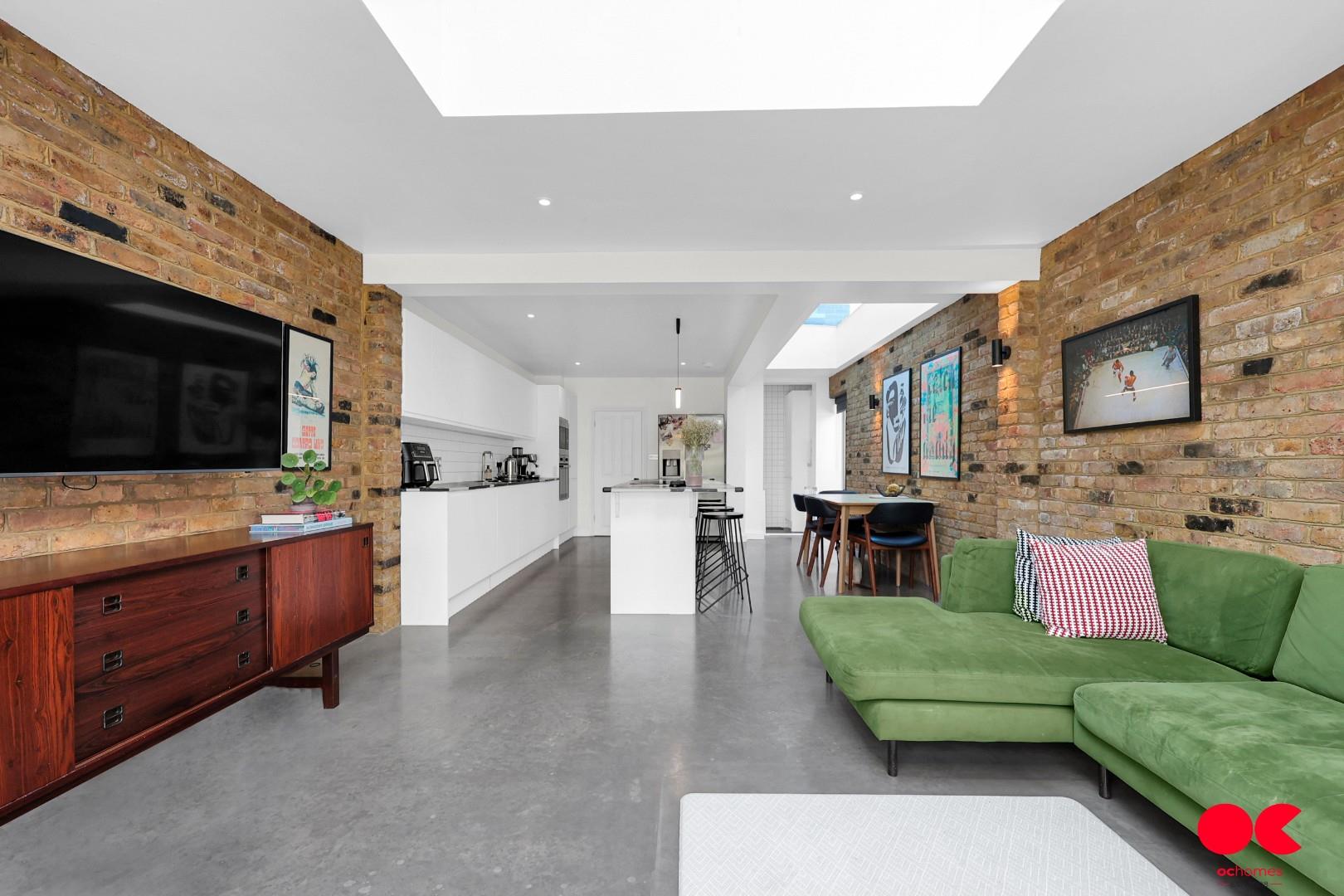 3 bed end of terrace house for sale in Brentwood Road, Gidea Park  - Property Image 12