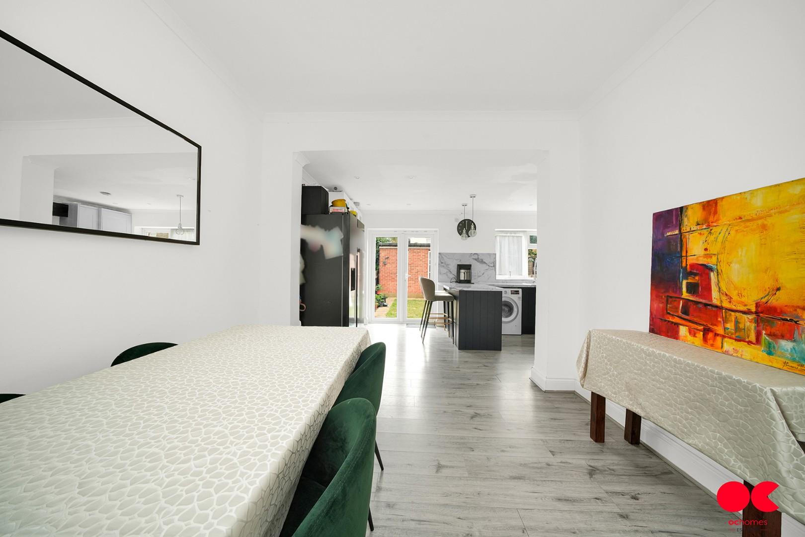 3 bed terraced house for sale in Windsor Road, Ilford  - Property Image 14