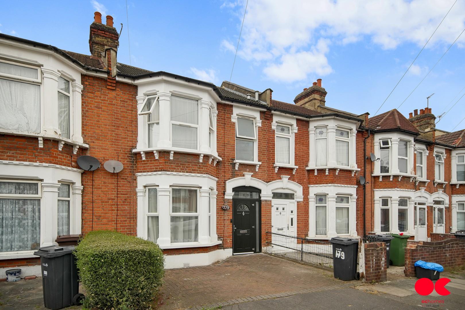 3 bed terraced house for sale in Windsor Road, Ilford  - Property Image 20