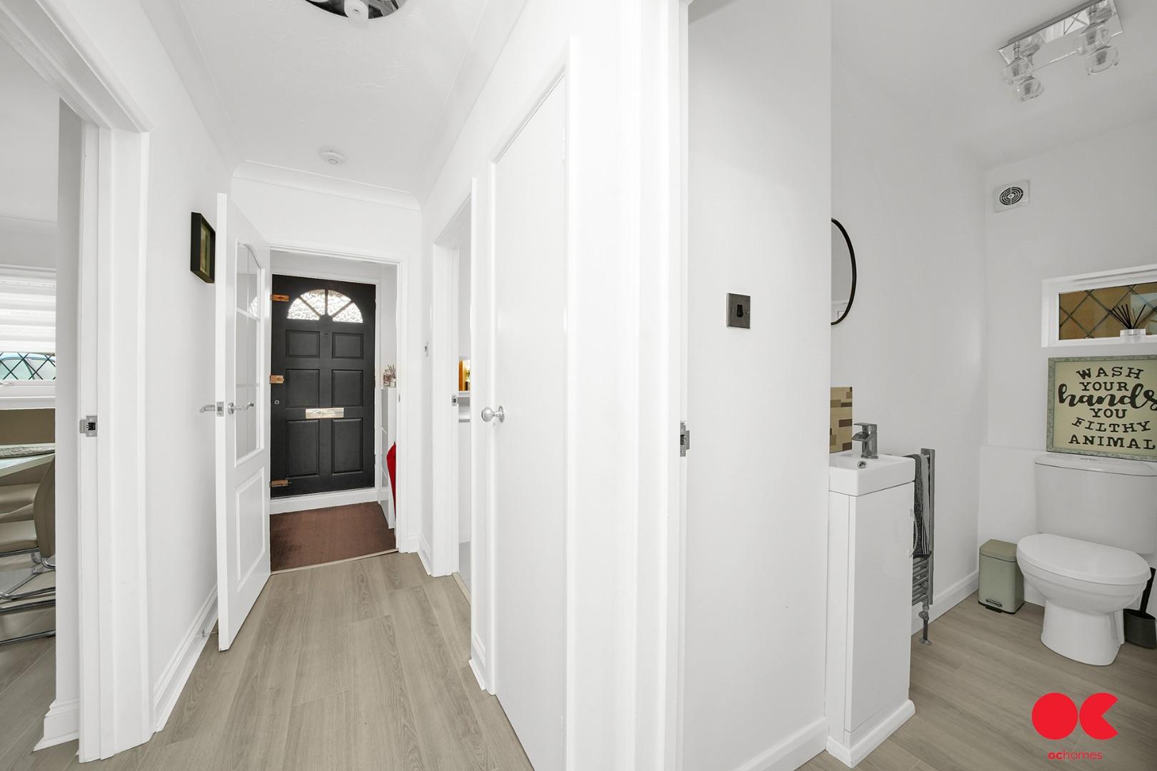 3 bed semi-detached house for sale in Hitherwood Close, Hornchurch  - Property Image 21