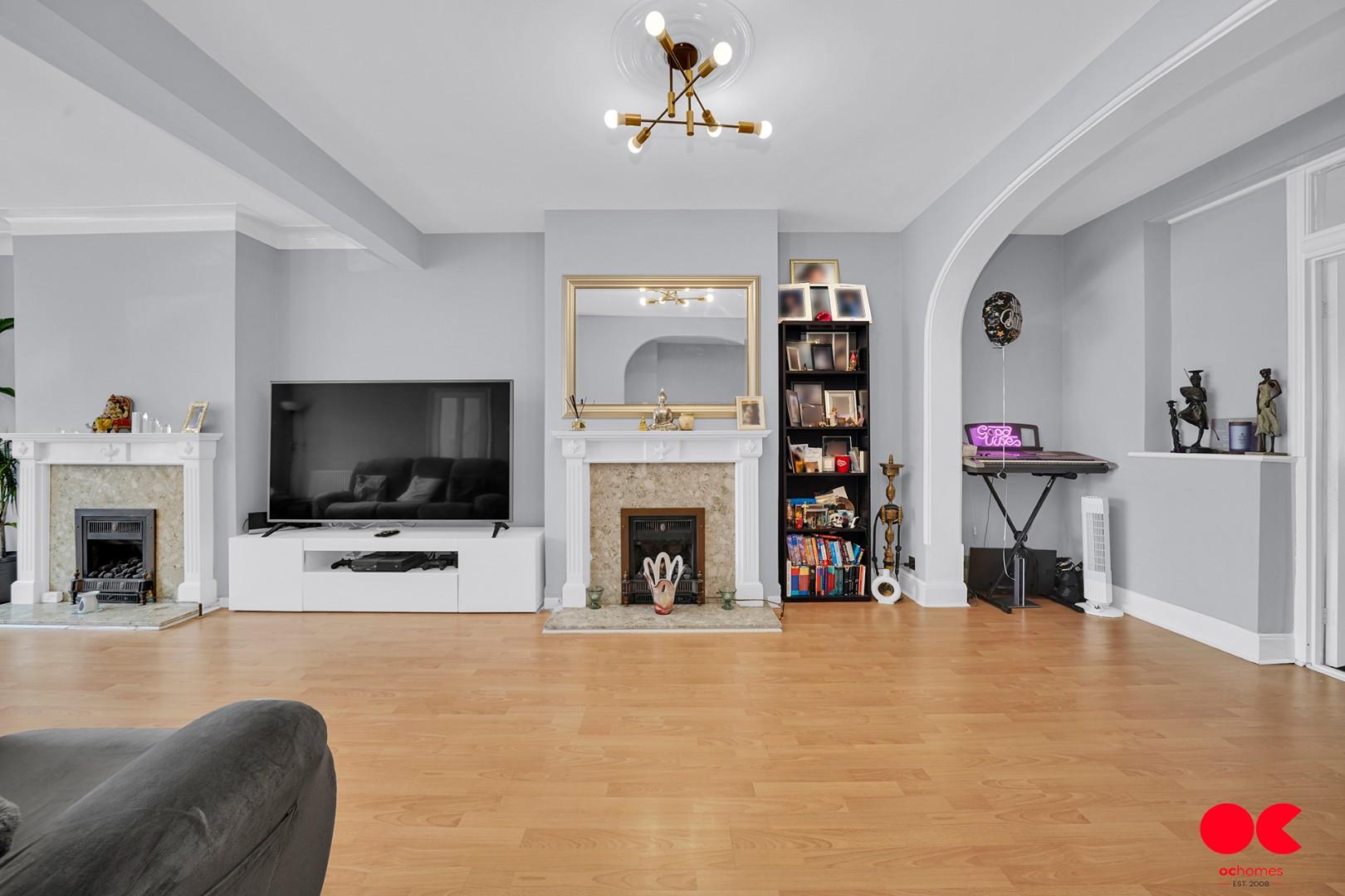 3 bed terraced house for sale in Tylehurst Gardens, Ilford  - Property Image 24