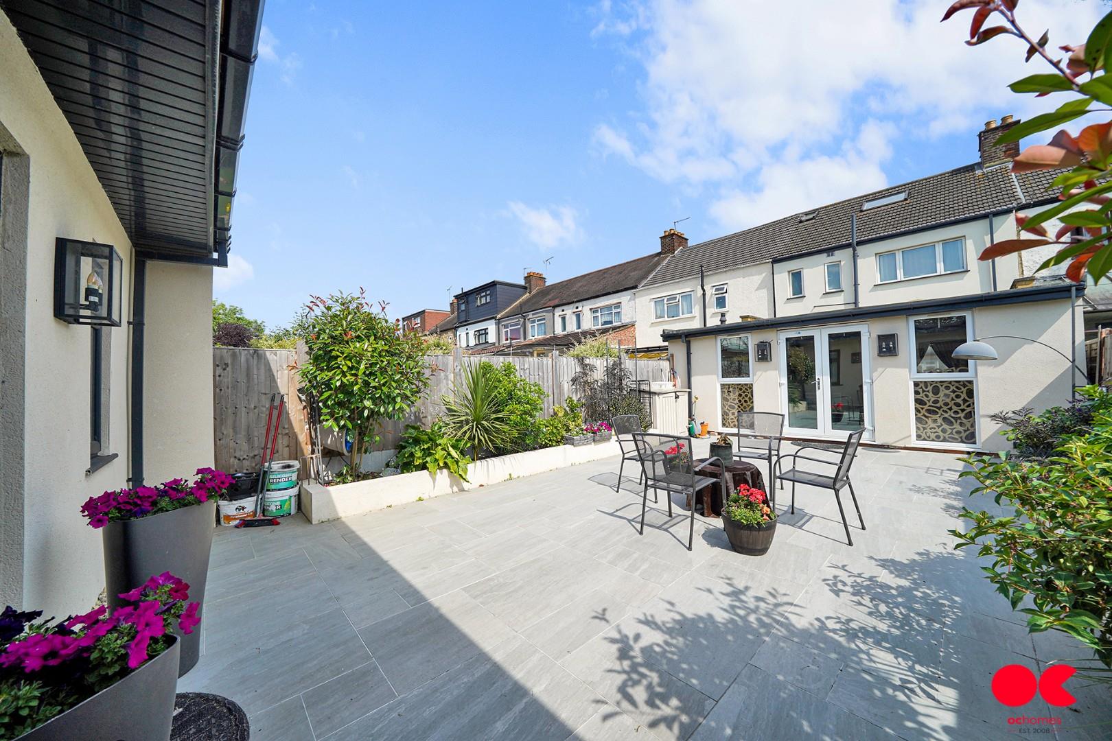 4 bed terraced house for sale in Cranley Drive, Newbury Park  - Property Image 9