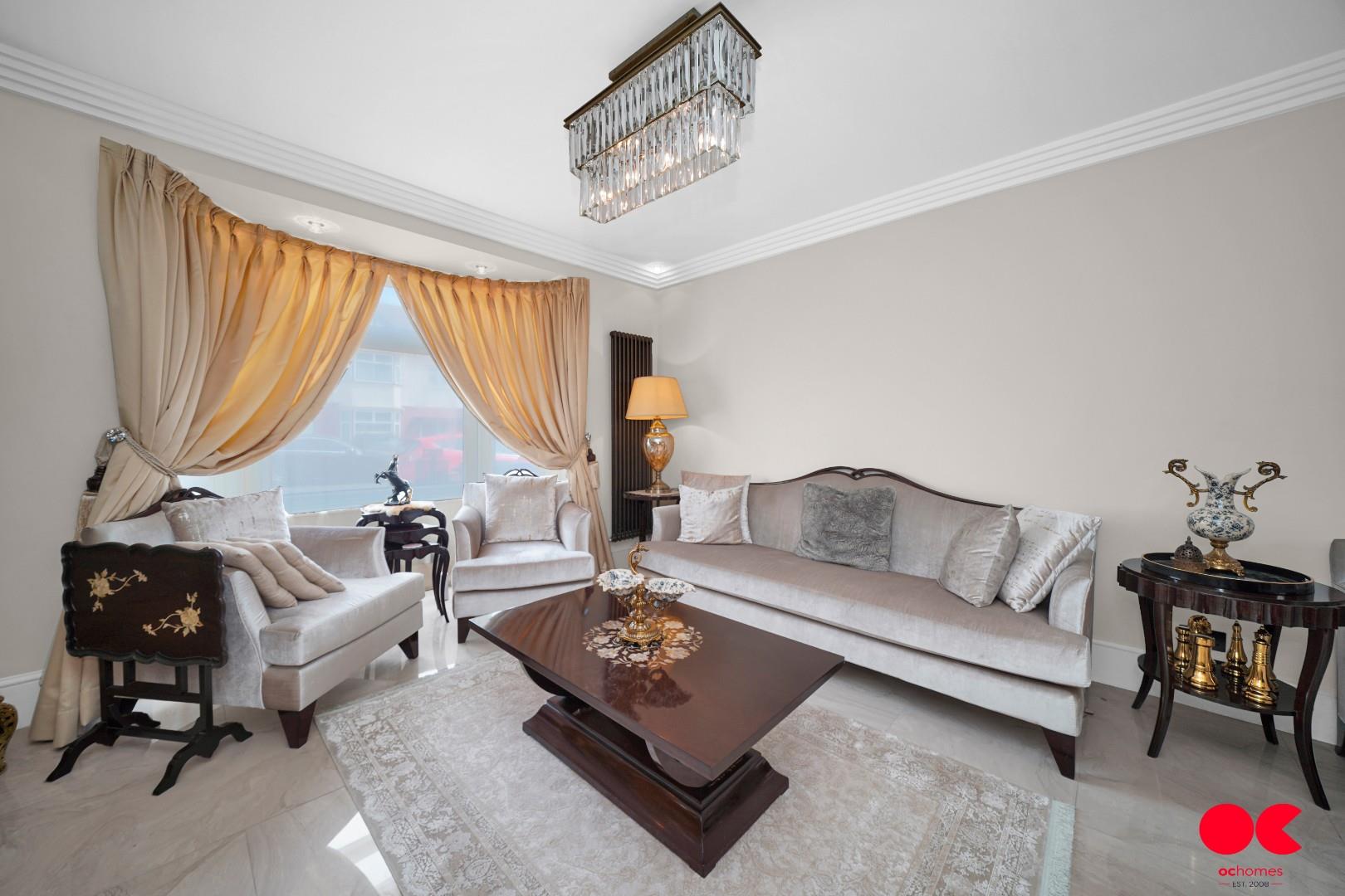 4 bed terraced house for sale in Cranley Drive, Newbury Park  - Property Image 31