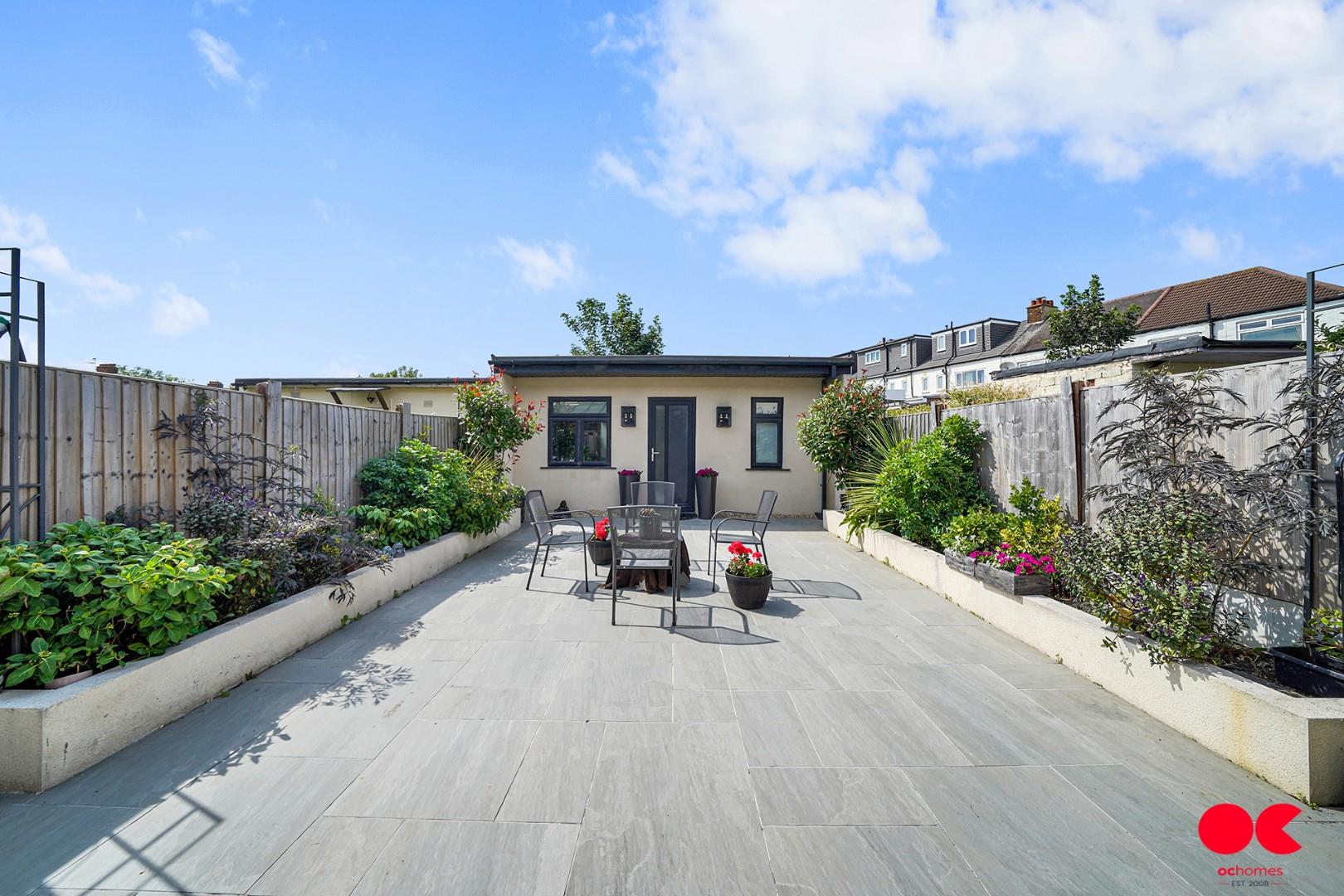 4 bed terraced house for sale in Cranley Drive, Newbury Park  - Property Image 20