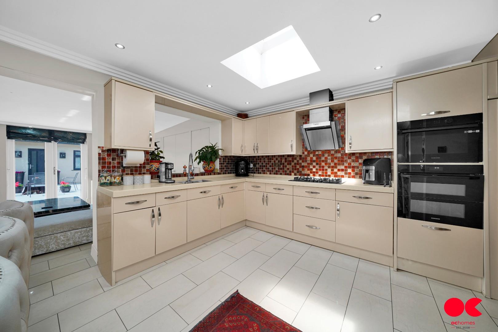 4 bed terraced house for sale in Cranley Drive, Newbury Park  - Property Image 23