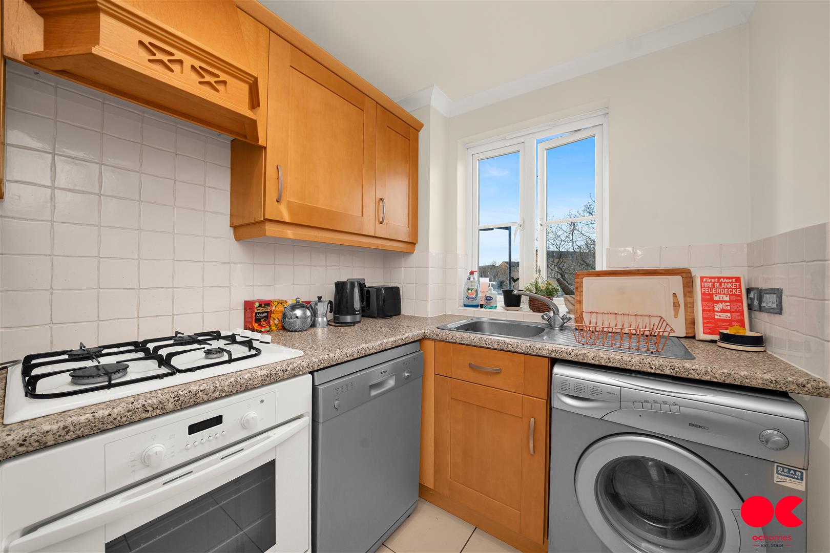 1 bed flat to rent in Kidman Close, Gidea Park, Romford  - Property Image 13