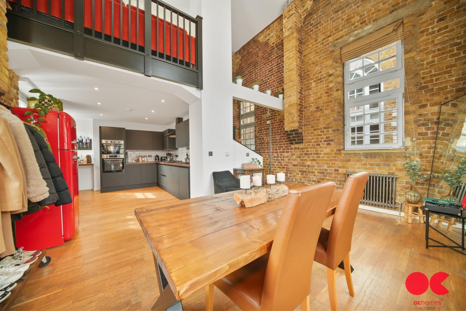 2 bed flat for sale in Kidman Close, Gidea Park  - Property Image 2