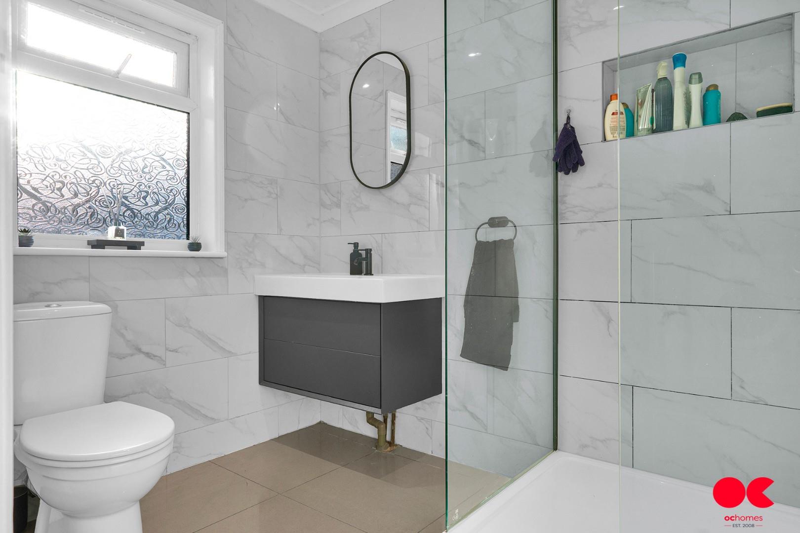 5 bed end of terrace house for sale in Alexandra Road, London  - Property Image 4