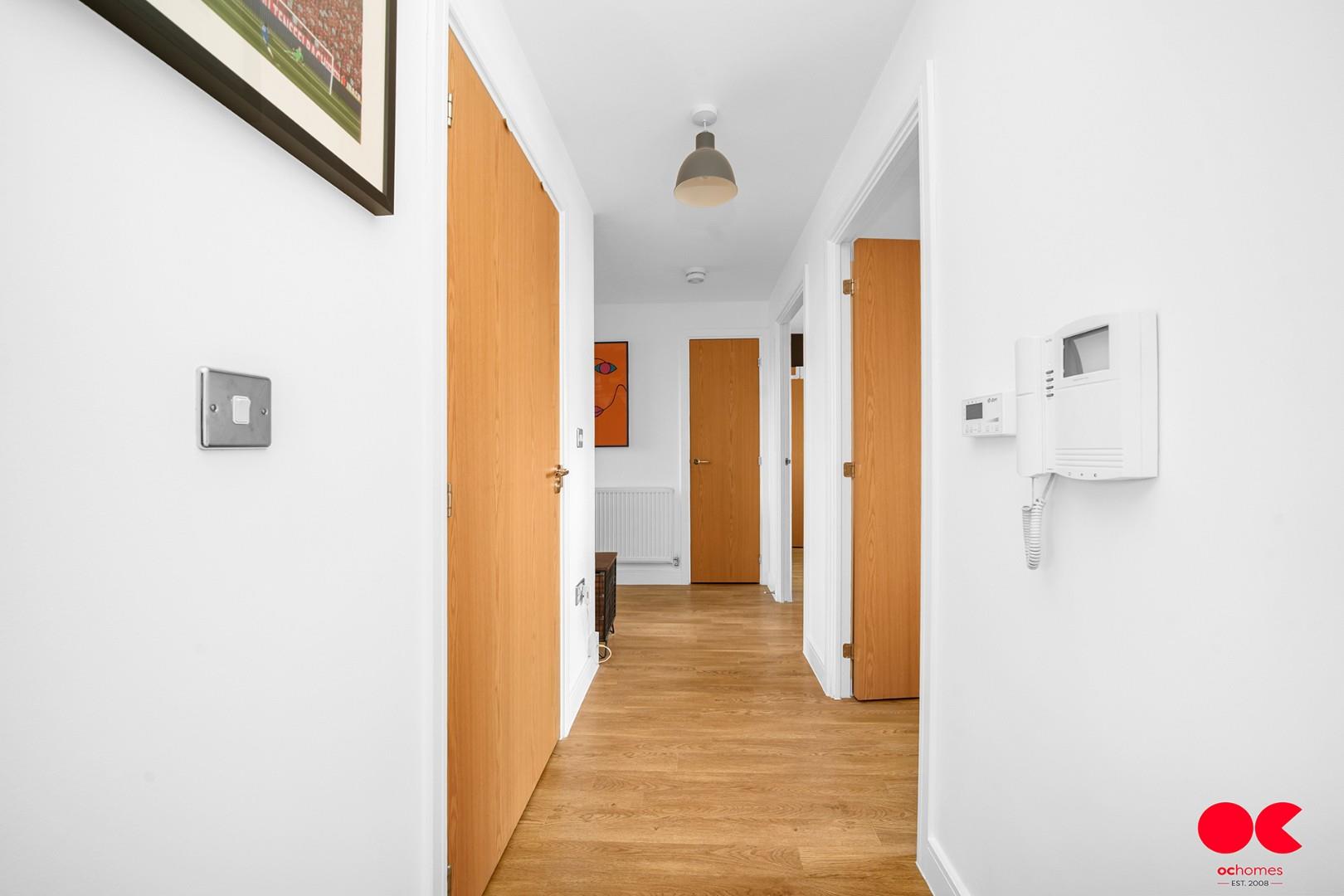 2 bed flat for sale in Maxwell Road, Romford  - Property Image 28