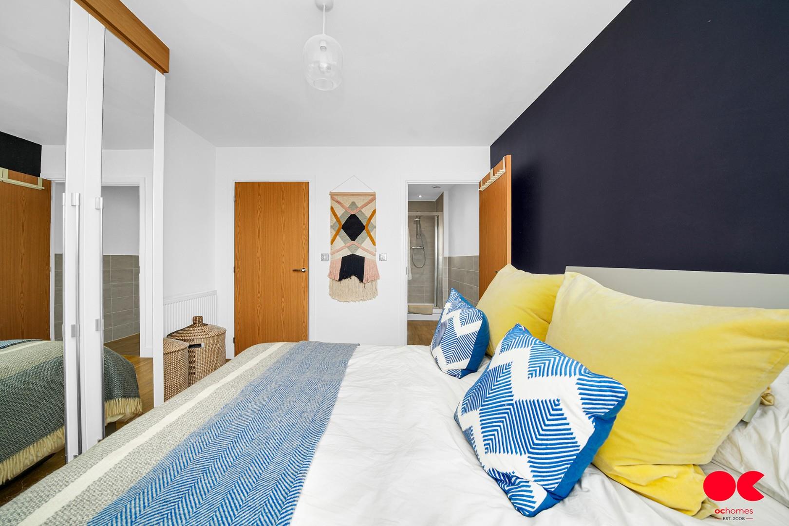 2 bed flat for sale in Maxwell Road, Romford  - Property Image 25