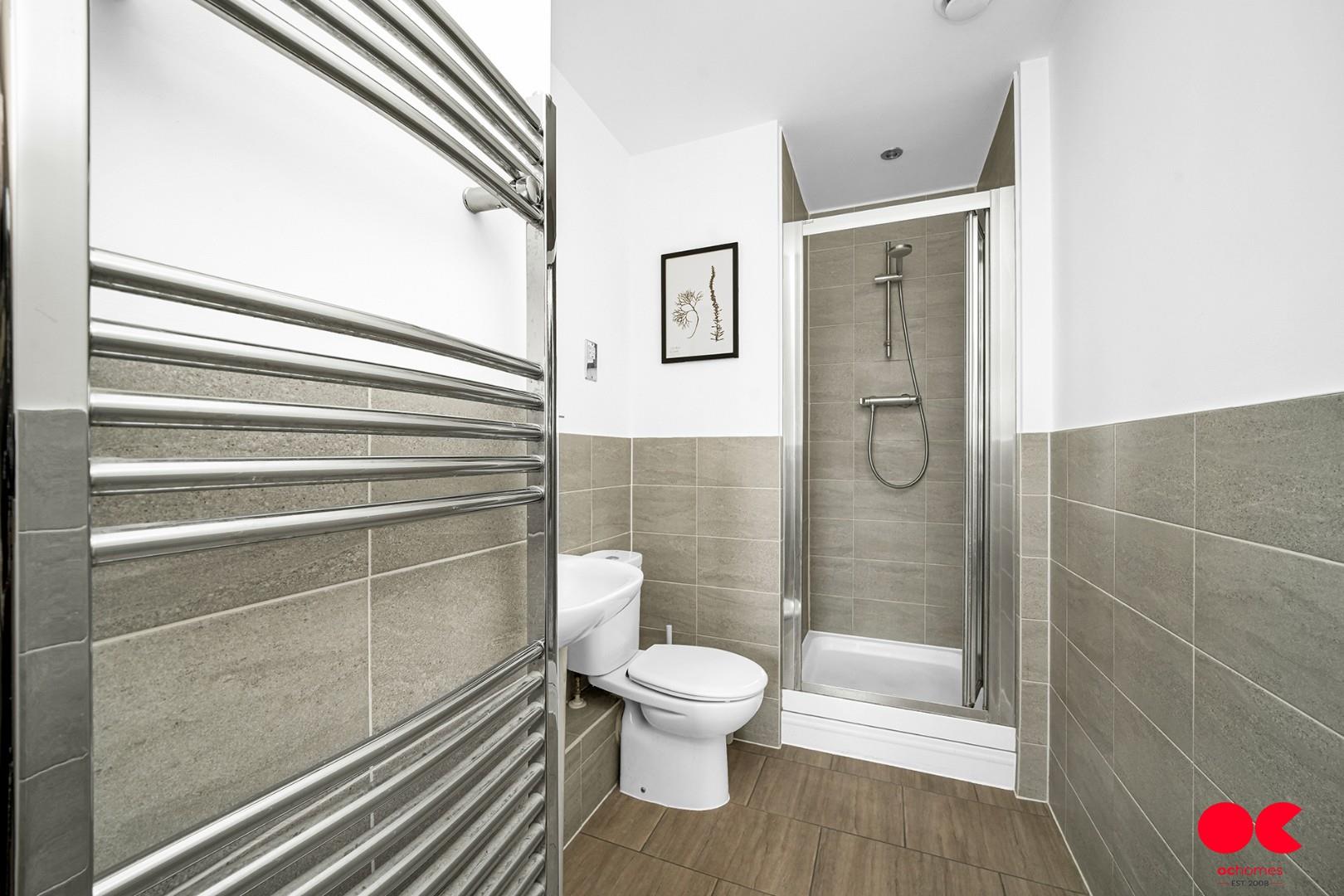 2 bed flat for sale in Maxwell Road, Romford  - Property Image 7