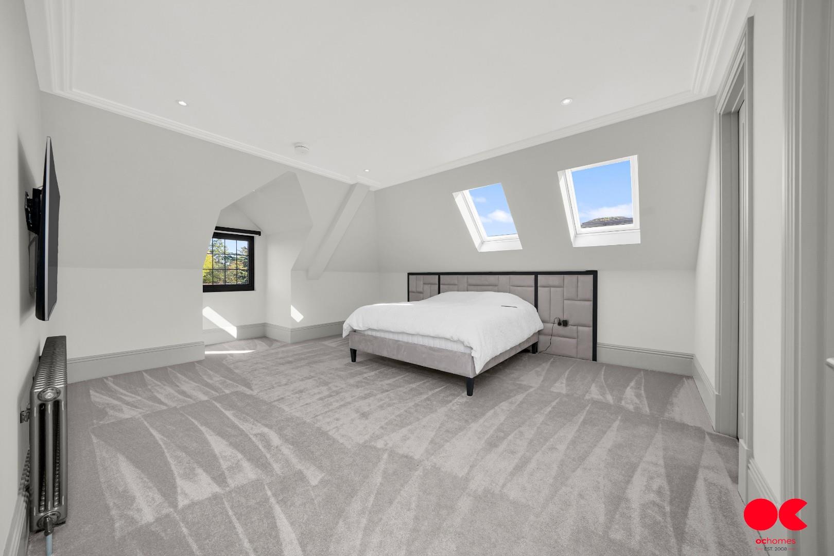 5 bed detached house for sale in Freeman Way, Emerson Park, Hornchurch  - Property Image 7