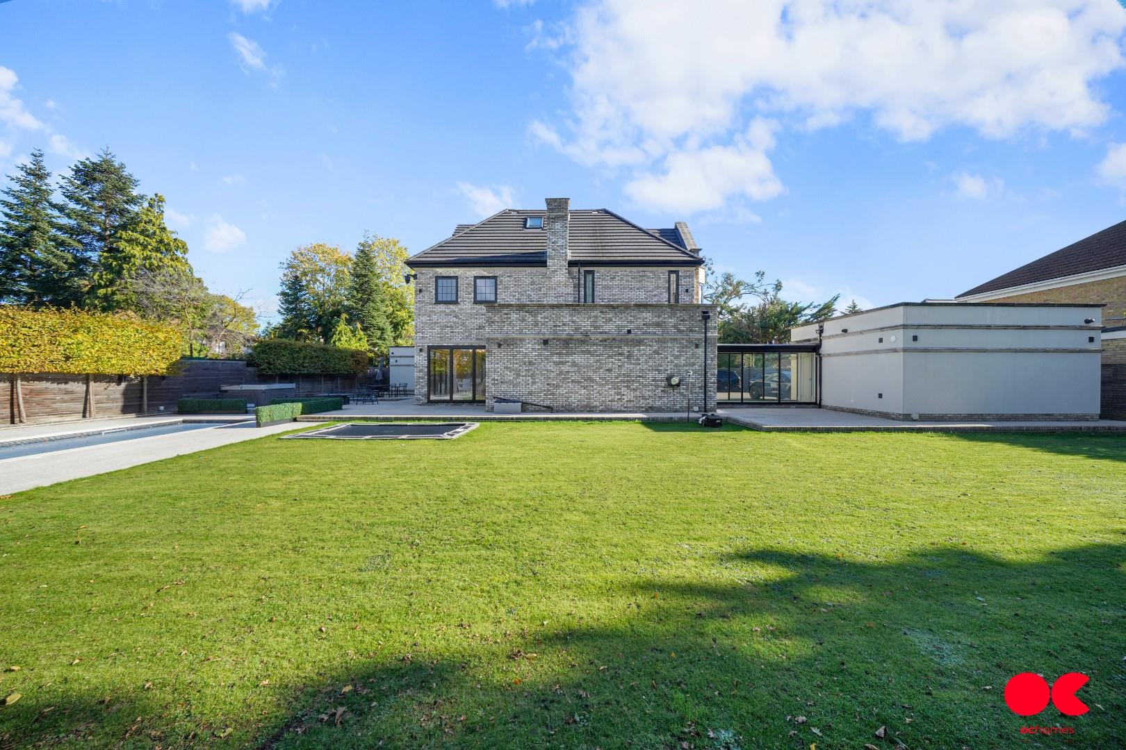 5 bed detached house for sale in Freeman Way, Emerson Park, Hornchurch  - Property Image 26