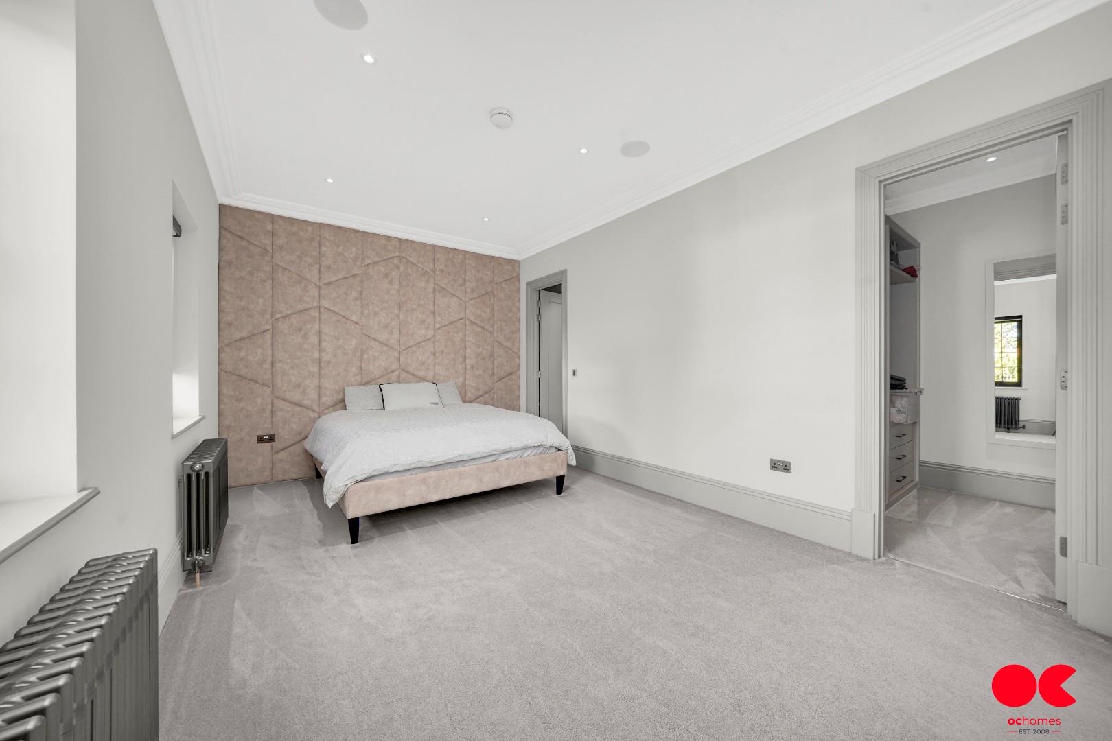 5 bed detached house for sale in Freeman Way, Emerson Park, Hornchurch  - Property Image 20